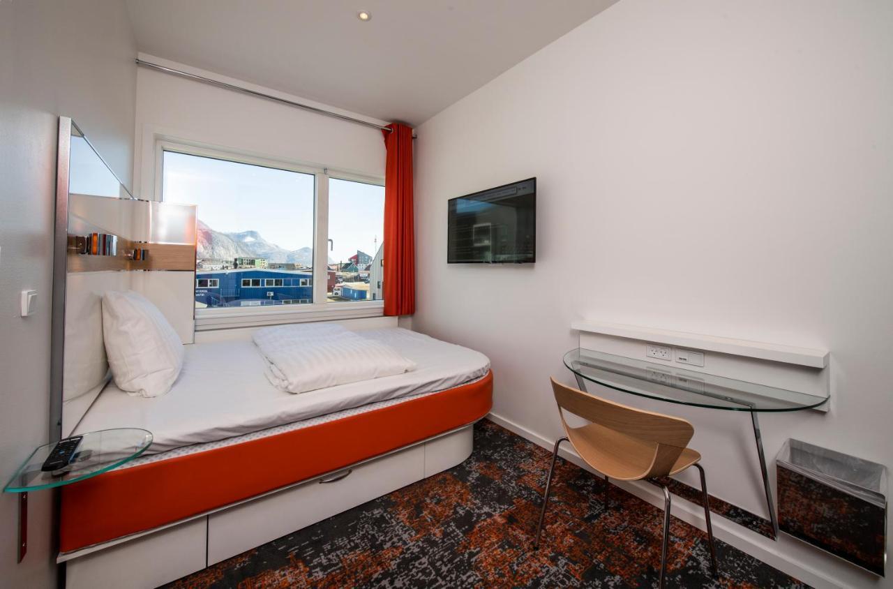 Hhe Express Hotel Nuuk Luaran gambar